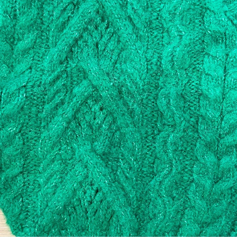 Zara Emerald Green Long Sleeve Cardigan w/ Decorative Buttons-Size Small - Picture 9 of 9